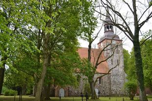 Feldsteinkirche Semlow